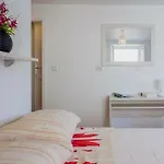 Royal - Old Town Apartman *