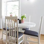 Royal - Old Town Apartman *