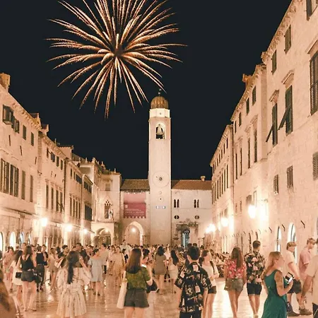 Royal - Old Town Apartmán