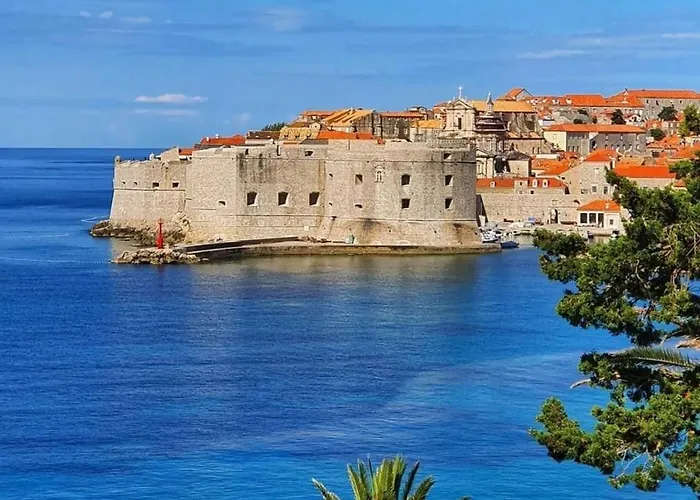 Royal - Old Town *